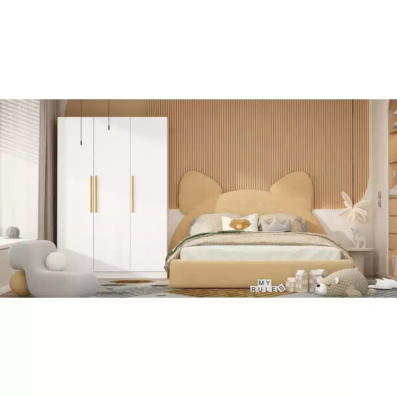 Armoire 3 portes blanche avec poignées en bois, usage adulte