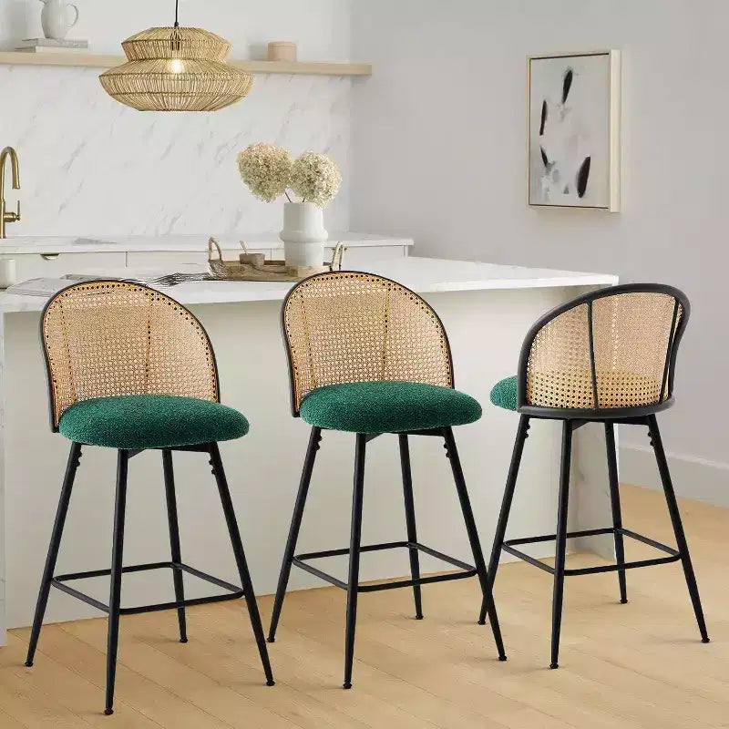 Bekrvio 29 Chaises de bar pivotantes de style Mid-Century Modern, lot de 2/3/4, tabourets de bar rembourrés en tissu bouclette avec dossier en rotin et pieds en métal pour comptoir de cuisine