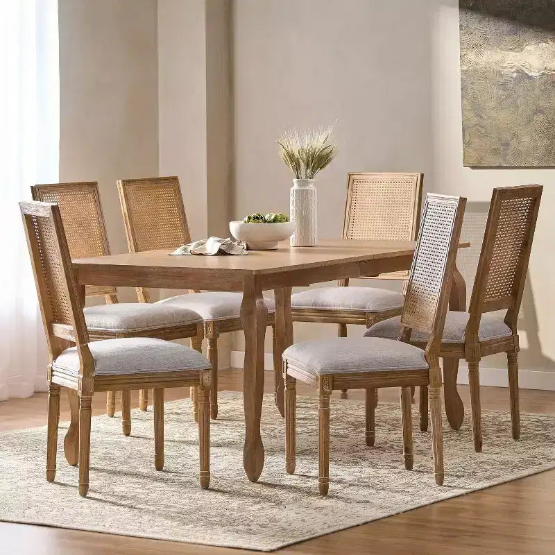 Ensemble de salle à manger extensible en bois et rotin, 7 pièces, avec tissu capitonné style campagne française, Christopher Knight Home Regan