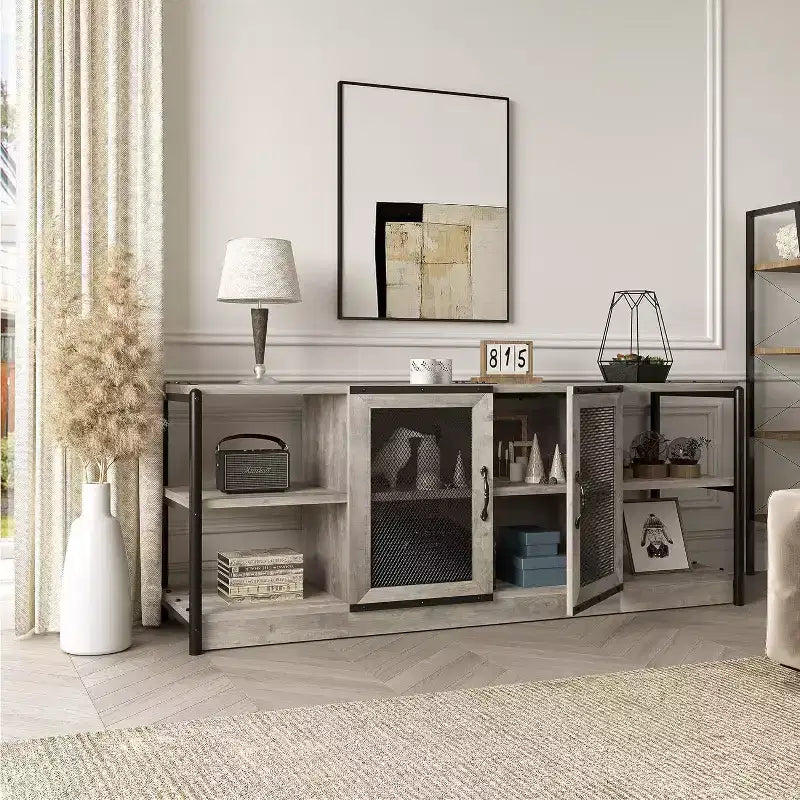 Meuble TV gris rustique, meuble TV de 160 cm avec armoire de rangement et portes en maille pour salon et chambre à coucher
