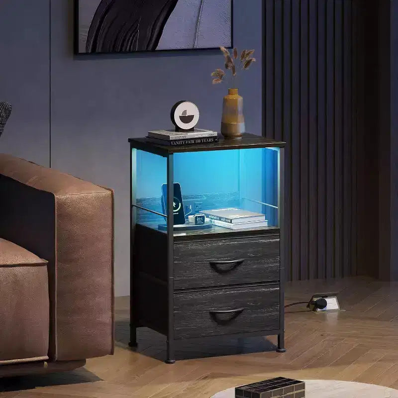 Table de chevet avec station de recharge, table de chevet LED avec 2 tiroirs en tissu, étagère de rangement, 3 ports USB et 2 prises de courant