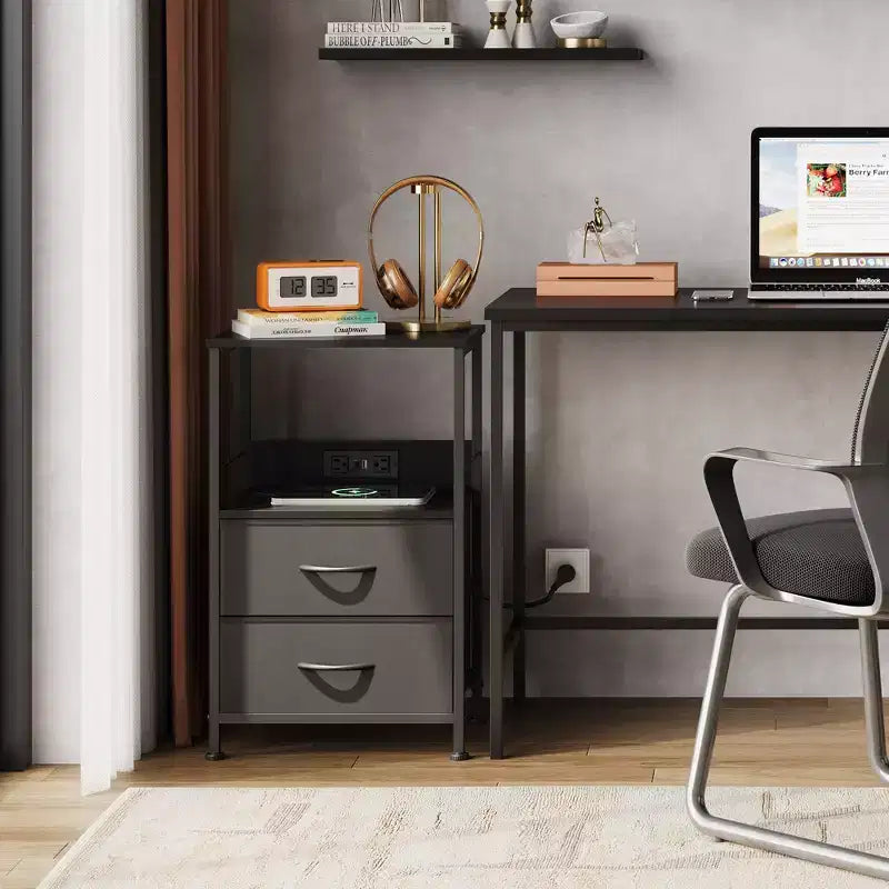 Table de chevet avec station de recharge, table de chevet LED avec 2 tiroirs en tissu, étagère de rangement, 3 ports USB et 2 prises de courant