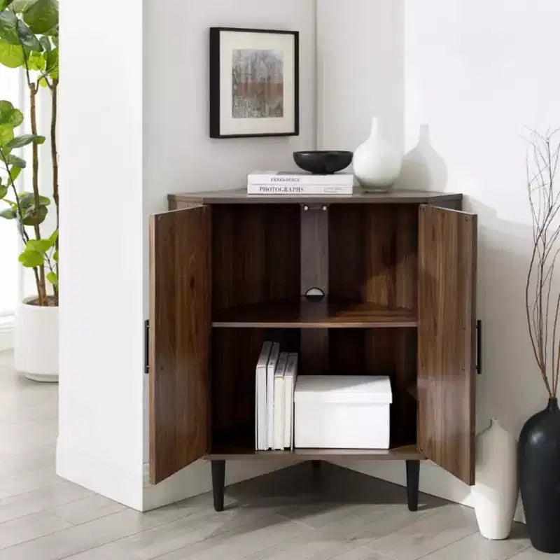 Meuble d'angle d'appoint triangulaire moderne en bois GDFStudio Hilary avec 2 portes
