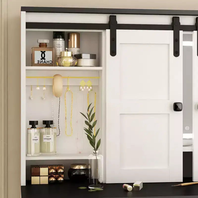 Coiffeuse de 110 cm de large Okak Farmhouse avec support pour sèche-cheveux, bureau de vanité avec tiroir de maquillage et armoire pour chambre à coucher