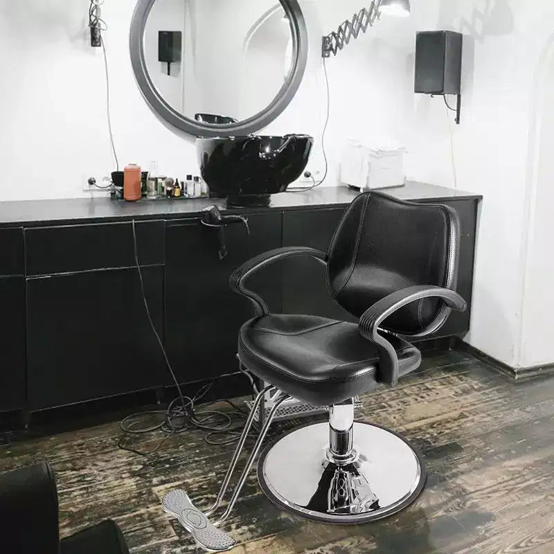 Fauteuil de barbier et de coiffure Karl Home noir, hydraulique, pour salon de beauté