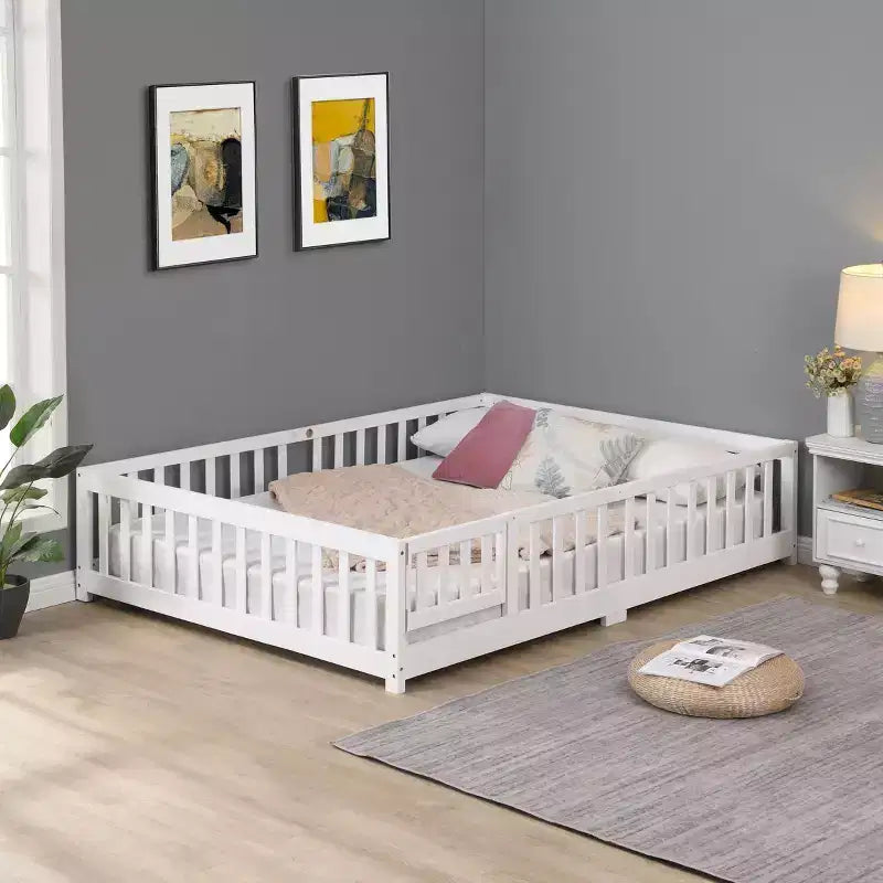 Okak Full Size Bed with Headboard,Solid Wood Platform Bed Frame with Fence,Suitable for children, Pine Wood, White