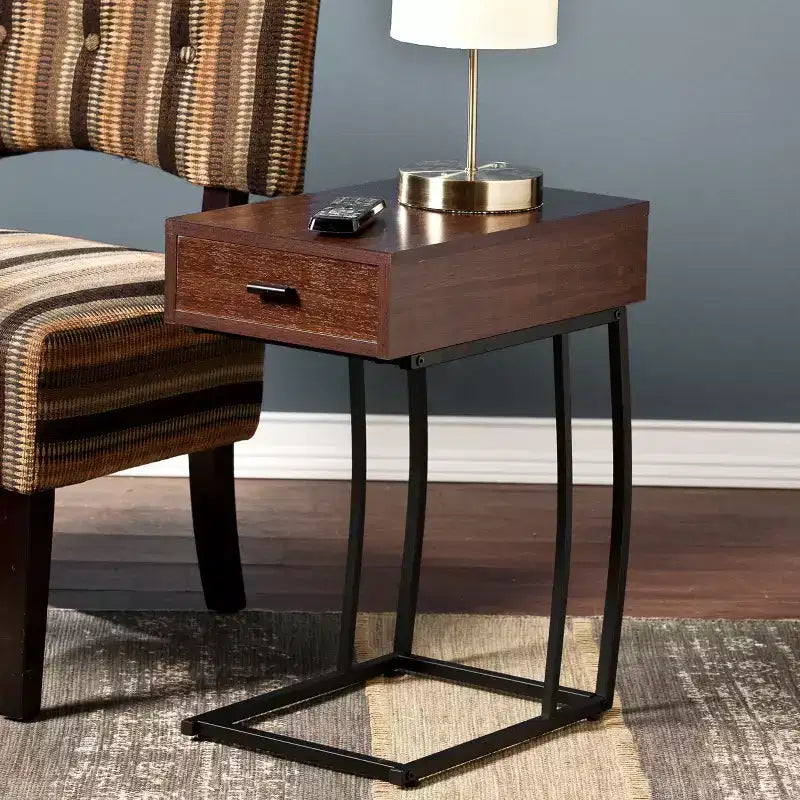 Table d'appoint Porten avec prises et ports USB - Marron - SEI