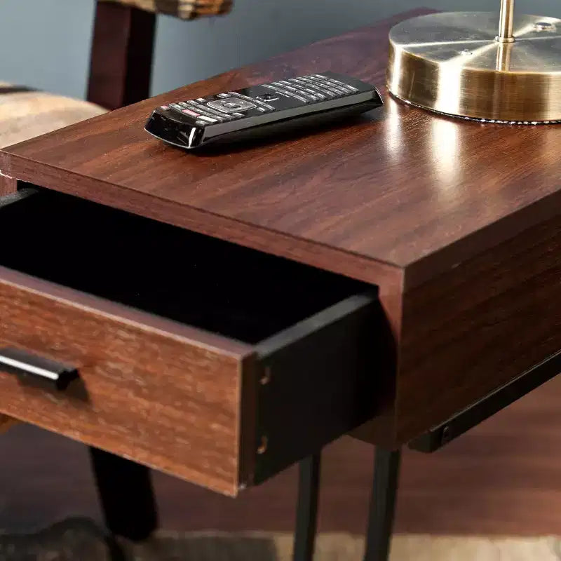 Table d'appoint Porten avec prises et ports USB - Marron - SEI