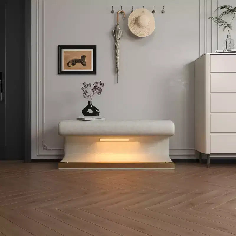 Banc pouf rembourré en cuir moderne Okak avec tabouret repose-pieds doux à LED à détecteur de mouvement pour le salon, l'entrée, le bout de lit