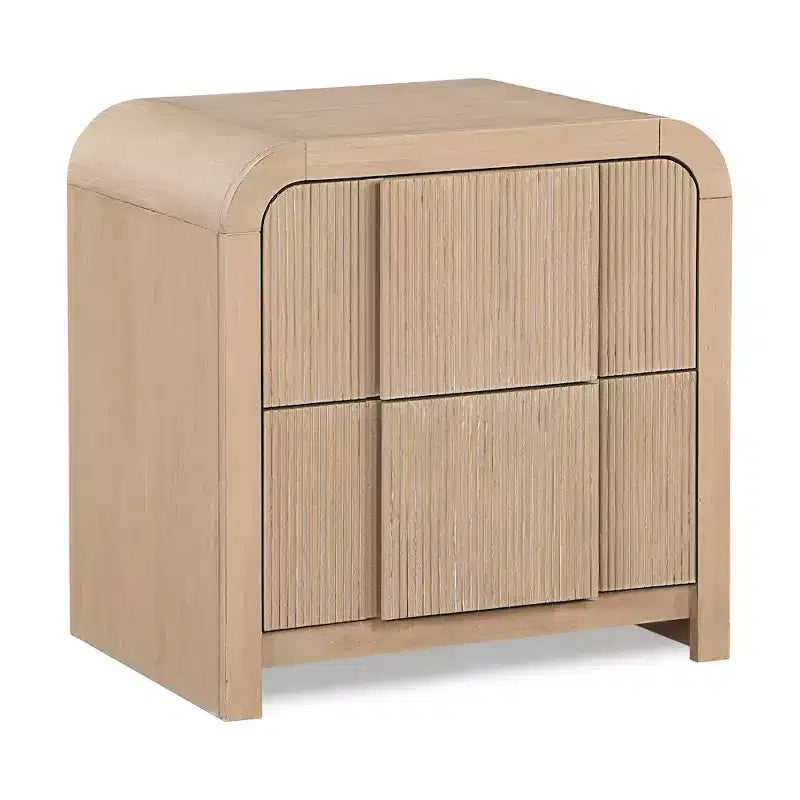Meridian Furniture, Table de Chevet Cannelée