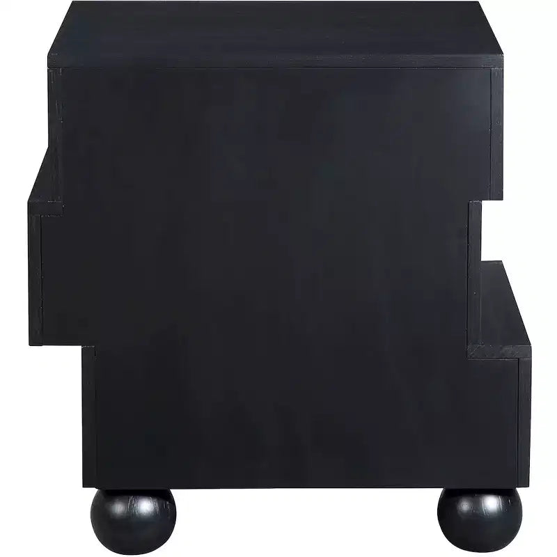 Meridian Furniture, Table de chevet Askew