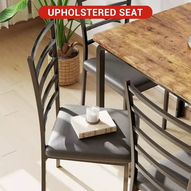 Ensemble de salle à manger carré 5 pièces avec 4 chaises - Cadre en métal peu encombrant et plateau de table en MDF - Parfait pour les petits espaces - Facile à assembler