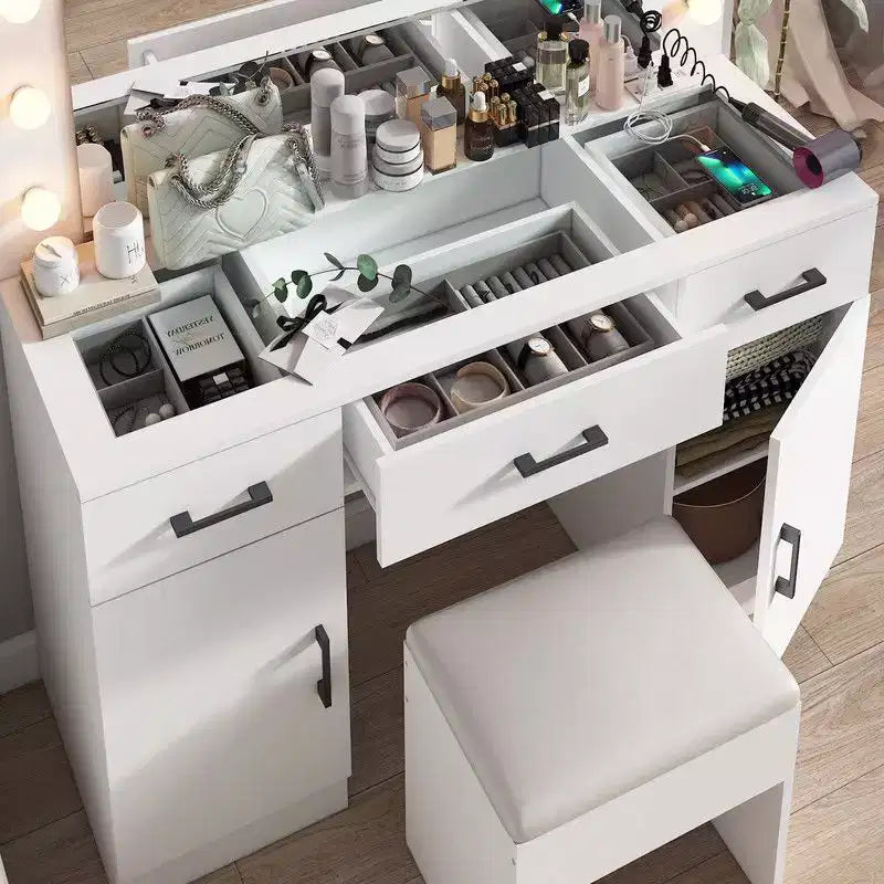 Coiffeuse blanche et son tabouret