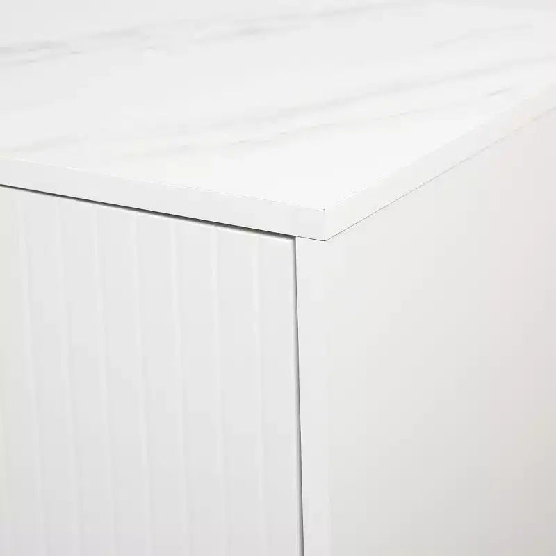 Buffet Hostack avec 4 portes, étagères réglables, poignées et pieds en métal pour salon, blanc