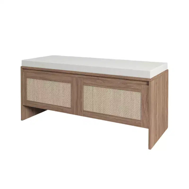 Banc de rangement pour chaussures d'entrée Gaylor de GDFStudio avec portes en rotin synthétique et coussin d'assise amovible