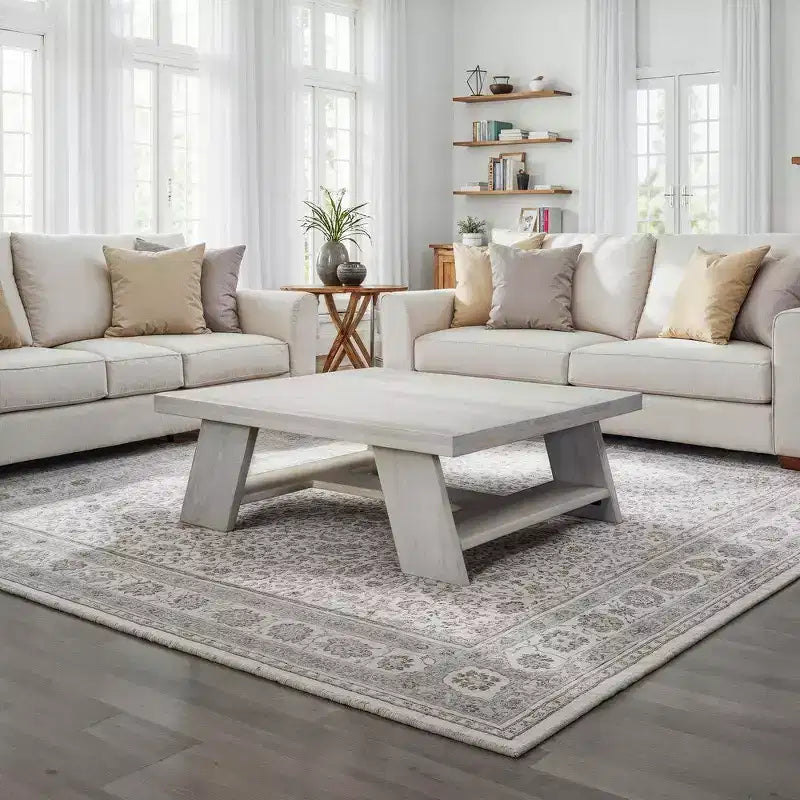 Table basse carrée Royal Hampton 40 | Bois de manguier | Pieds angulaires audacieux