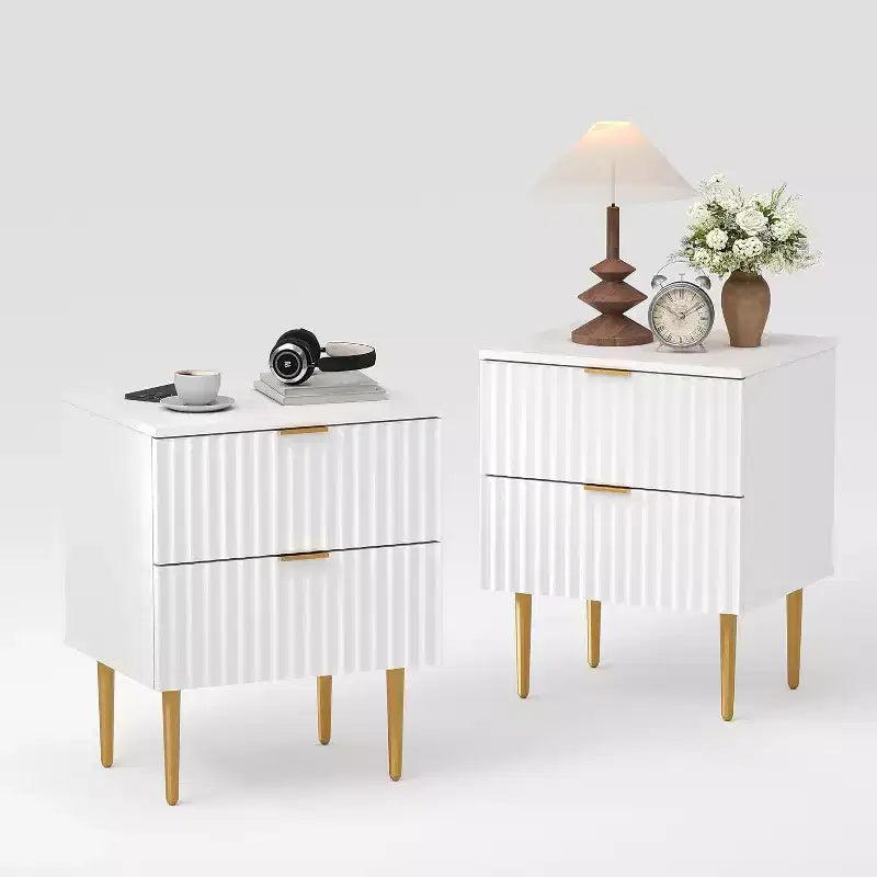 Table de chevet cannelée DobleePy avec 2 tiroirs de rangement, table de chevet moderne à base dorée pour chambre à coucher et appartement