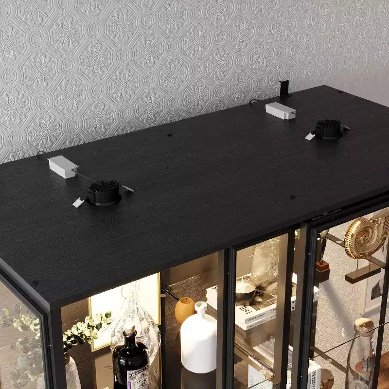 Buffet Hitow surdimensionné noir avec rangement pour vin et cuisine, portes coulissantes en verre, spots LED, grand garde-manger pour salle à manger