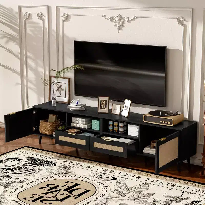 Meuble TV GDFStudio Elora style ferme moderne avec motif en rotin et 2 tiroirs