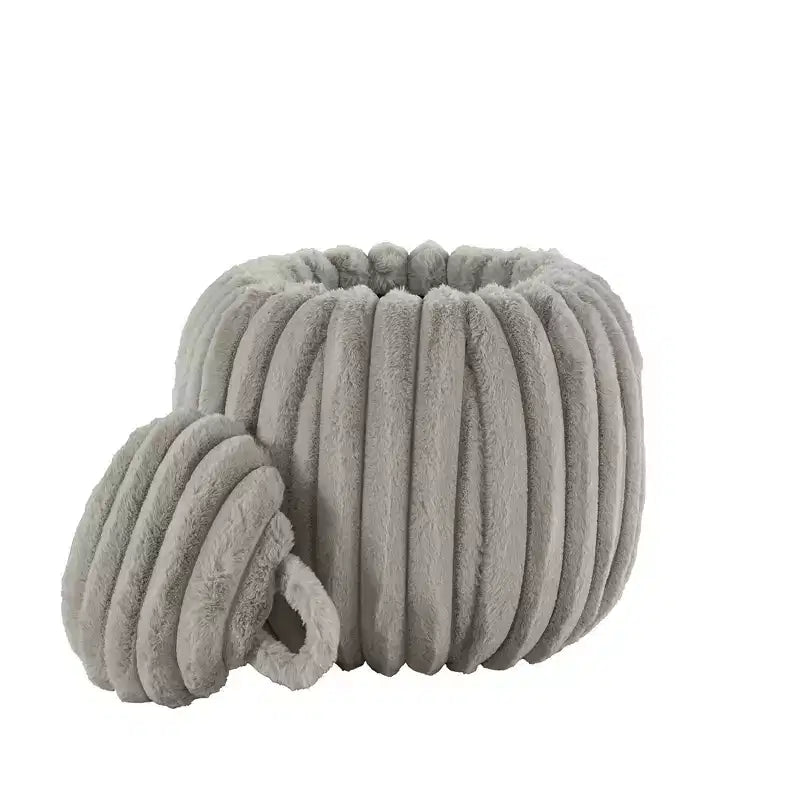 Pouf de rangement en tissu douillet Merced Plush Furry Channel - iNSPIRE Q