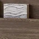 Cadre de lit robuste avec tête de lit de rangement - Plateforme en bois, pied de lit surélevé, support à lattes, aucun sommier tapissier requis, blanc et noyer, mobilier de chambre à coucher