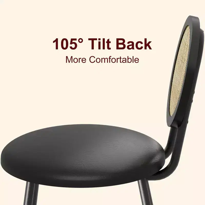 Lot de 4 chaises de salle à manger en rotin. Chaises de cuisine modernes rembourrées avec coussins épais et pieds en métal. Idéales pour les petits espaces.