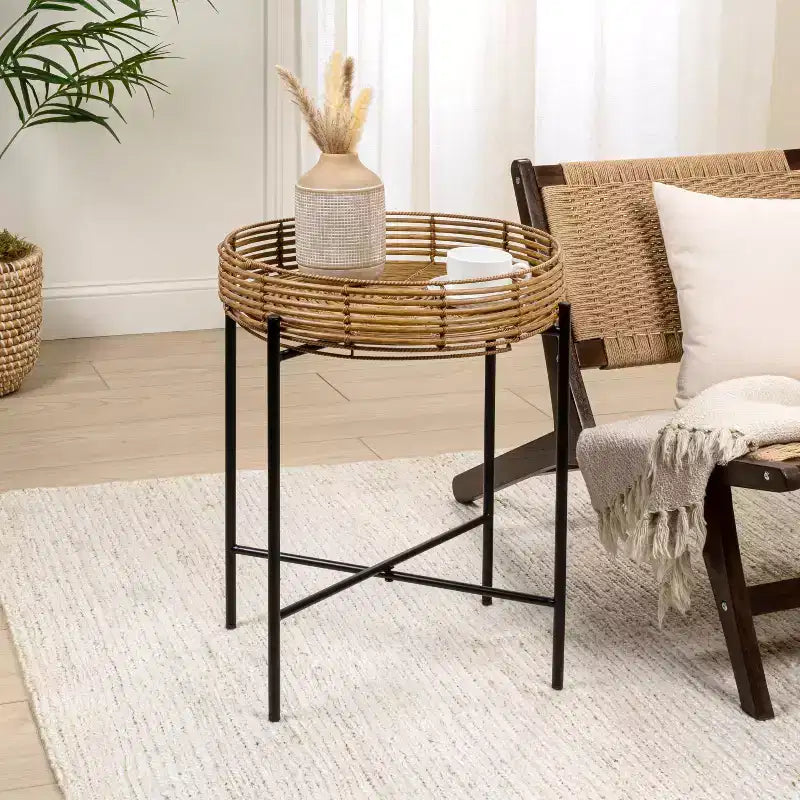 JONATHAN Y Malia 20 Table d'appoint ronde bohème côtière en faux rotin avec base en métal