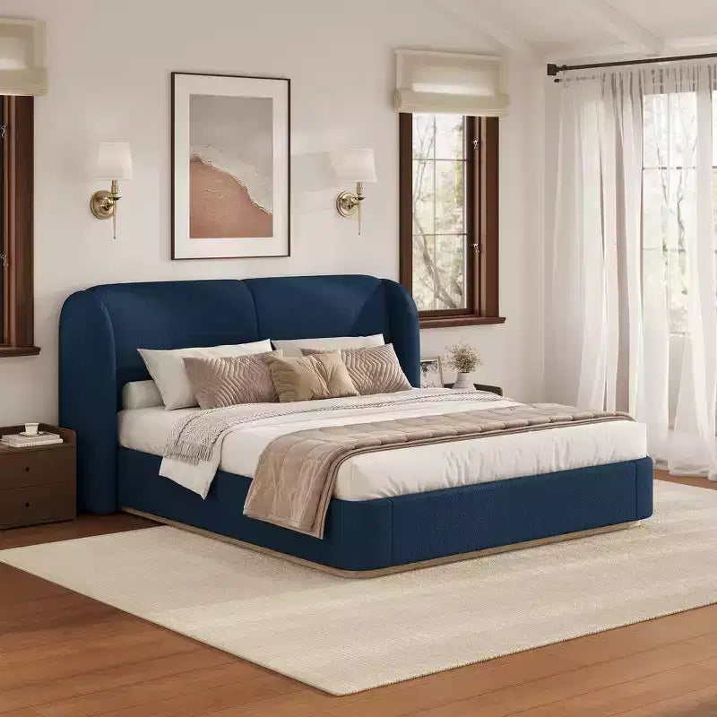 Lit plateforme moderne Whisen King avec tête de lit double oreiller, rembourré, tissu bouclé doux, design latéral ailé, lattes en bois massif