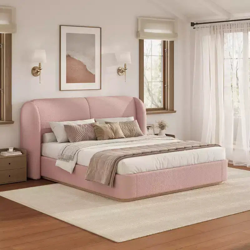Lit plateforme moderne Whisen King avec tête de lit double oreiller, rembourré, tissu bouclé doux, design latéral ailé, lattes en bois massif