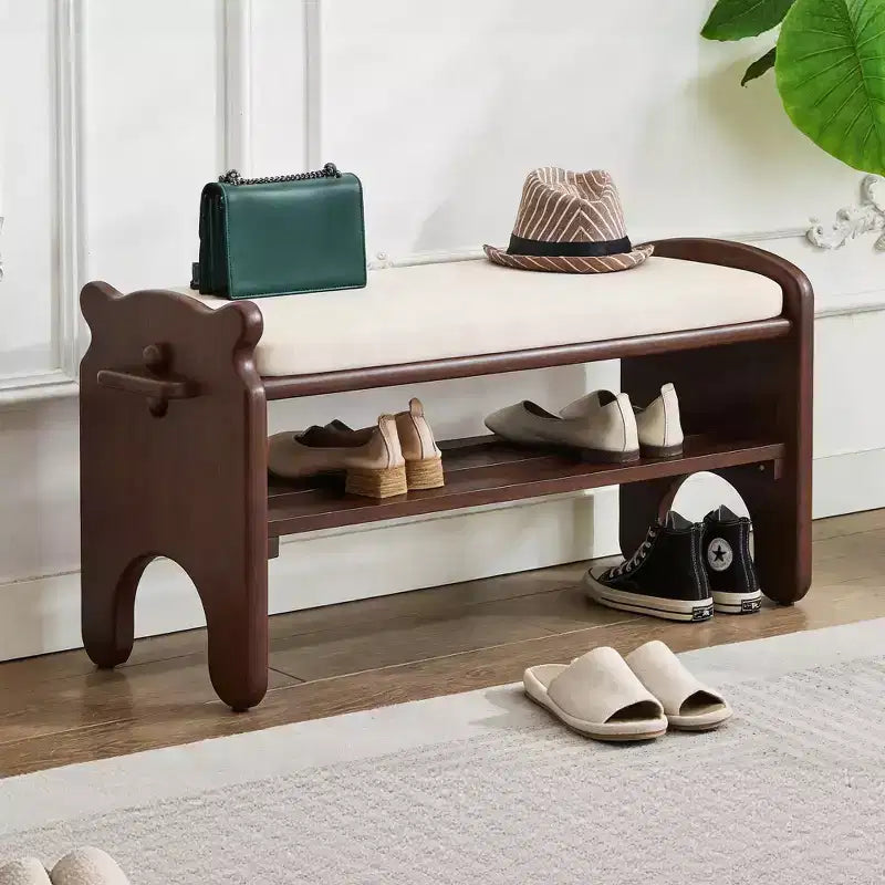Banc GDFStudio Sue moderne en similicuir et hévéa avec porte-chaussures