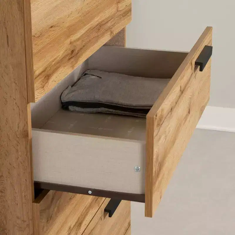 Commode 5 tiroirs Cavalleri de South Shore, chêne nordique : Rangement vertical, cadre en panneaux de particules, surface stratifiée