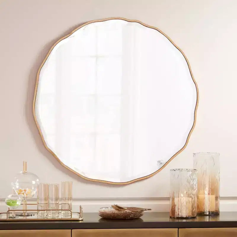 Noble Park Lissa Miroir mural décoratif rond avec bord biseauté moderne Cadre en bois doré ondulé de 80 cm de large pour salle de bain, chambre, salon, maison