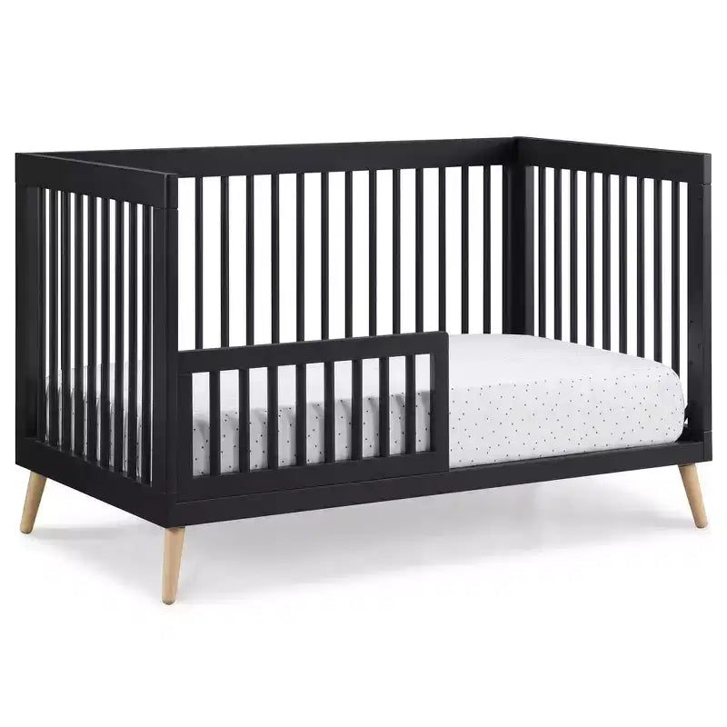 Lit de bébé convertible 4-en-1 Jordan de Delta Children
