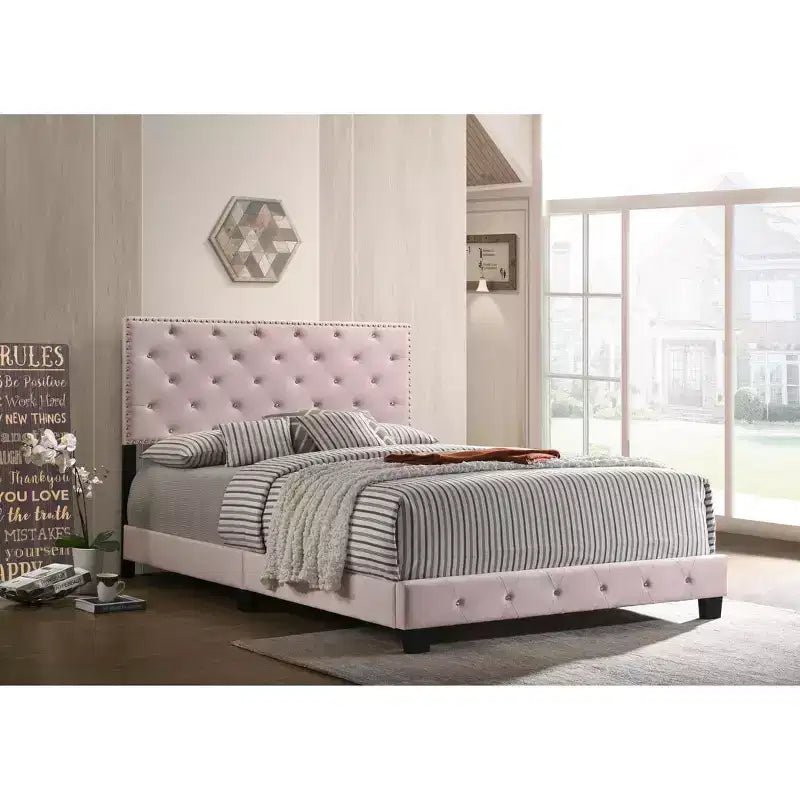 Suffolk Panel Bed for an approx. 152 × 203 cm mattress