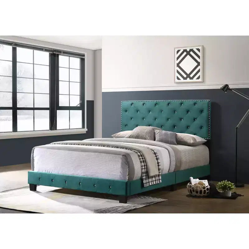Suffolk Panel Bed for an approx. 152 × 203 cm mattress
