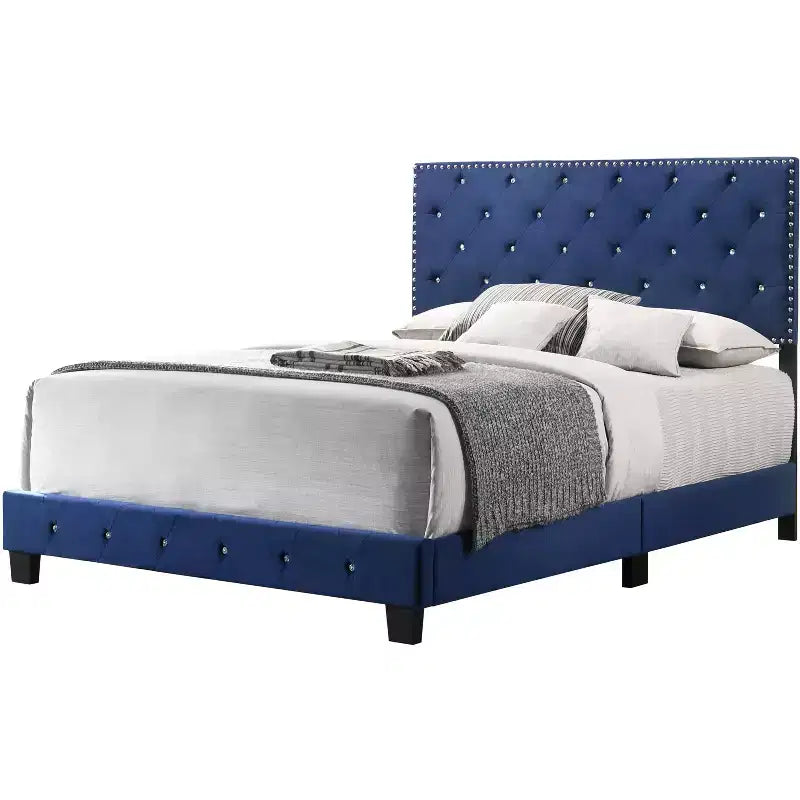 Suffolk Panel Bed for an approx. 152 × 203 cm mattress