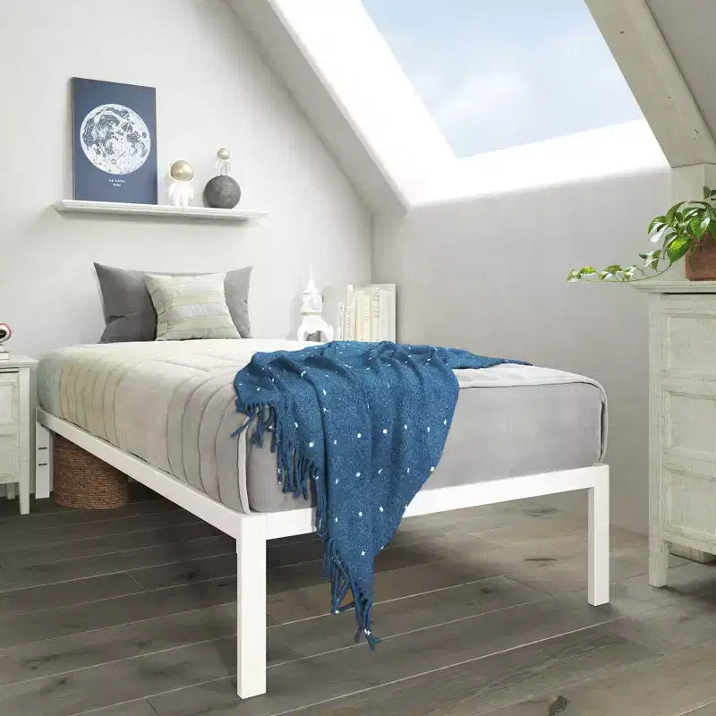 35.6 cm High White Metal Platform Bed Frame, Overall Approx. 96.0 × 189.2 cm
