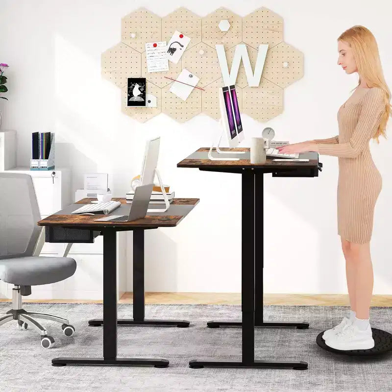Electric Standing Desk 139.7 cm × 71.1 cm Height Adjustable Sit Stand with USB Charging Port Natural/Black/Grey/Brown/White
