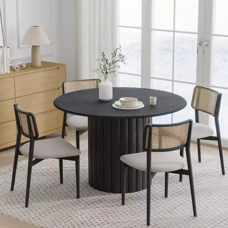 Table de salle à manger ou de cuisine ronde Dovelina de style Mid-Century avec piètement design